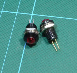 ☆LEDパイロットランプ DC2.5V 赤2個 【未使用中古混在】