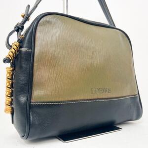 美品・希少モデル LOEWE ロエベ ショルダーバッグ ベラスケス ツイスト金具 クロスボディバッグ ポーチ カーキ ブラック レザー