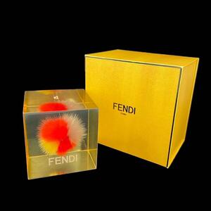 FENDI フェンディ キューブ ポンポン ファー インテリア ペーパーウェイト