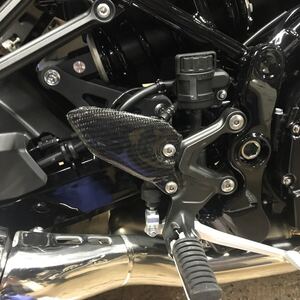 Z900RS ヒールガード 綾織カーボン