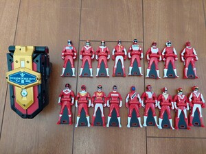 中古美品 海賊戦隊ゴーカイジャー モバイレーツ & レンジャーキー17体