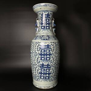 コレクター買取品　中国美術　青磁　染付　双耳特大花瓶　時代物　骨董品　古美術　高さ：約58㎝