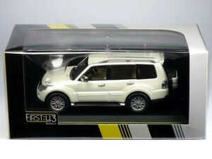 1/43 三菱 パジェロ 4WD 2010 パールホワイト (F43-075)