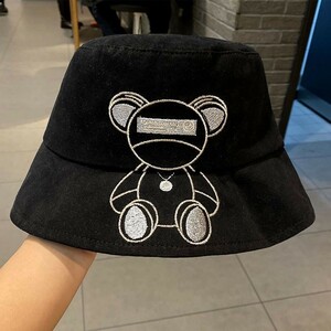 ベア クマ bear キャップ 帽子 バケットハット ハット 刺繍 レディース 日よけ 日焼け防止 新品 ブラック 黒 高級