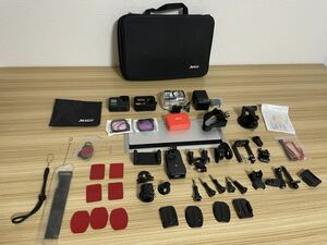 GoPro HERO8 Black G8-7 付属品多数 大量 まとめて 交換用バッテリー付き 充電器付き ウェアラブルカメラ ポーチ付き 通電確認済み