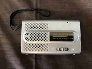 【動作・通電未確認　ジャンク品　現状販売品】AM FM 2BAND RADIO ラジオ 防災　本体のみ