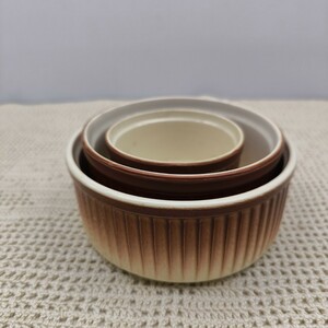 【３個セット】＊◆Digoin ◆＊フランスアンティーク 　ディゴワン　茶色のコココット　Ramekin