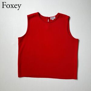 美品 FOXEY BOUTIQUE フォクシーブティック　ニット　アクリル　レーヨンニット トップス　ノースリーブセーター 40 レディース