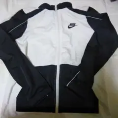 NIKE ジャージ上　Mサイズ