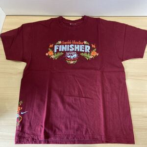 NIKE ナイキ ホノルルマラソン FINISHER Tシャツ 記念 2004年 エンジ色 あずき色 M?L?サイズ 半袖 トップス レア (□