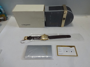 時計　ロンジン　LONGINES 復刻版　機械式　古い物　未使用品　デッドストック　綺麗です。