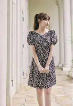 Cherry Pattern Cache-Coeur Mini OnePiece