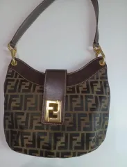 【雷市場（ポンジャン）商品韓国直送】 FENDI(フェンディ) トートバッグ