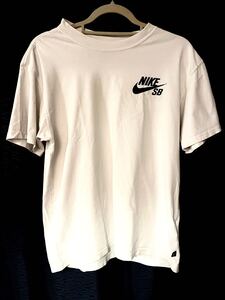 【NIKE】 Tシャツ 半袖Tシャツ ナイキ 白 ホワイト 半袖 汚れあり