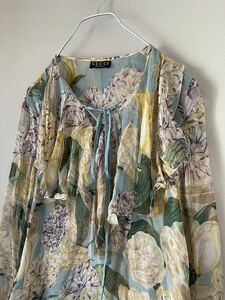 756 イタリー製 GUCCI 上質 シルク100％ 薄手 透け感 シャツ ブラウス グッチ サイズ 42 実寸参照