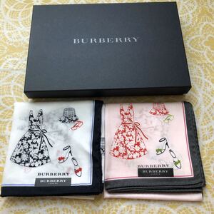 新品/BURBERRY/2枚セット/ハンカチ/正規品/バーバリー/綿100%/未使用/即決あり/ハンカチ//匿名発送/箱無し/帽子 眼鏡ワンピース靴 柄　y