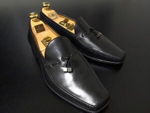 美品 ヴィトン 7.5 LOUIS VUITTON ♯BA0060 リボンドレスローファー 黒 8675