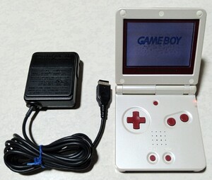 任天堂 ゲームボーイアドバンスSPファミコンカラー本体 充電器付き Nintendo GAME BOY ADVANCE SP FAMICOM COLOR