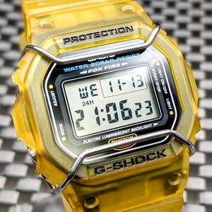 G-SHOCK DW-5600E イエロー(ハーフスケルトン) + ワイヤーガード [電池新品] - 送料230円