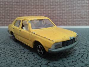 【中古品】1/60 RENAULT 18