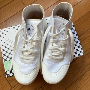 ★美品 adidas by Stella McCartney アディダス×ステラマッカトニーコラボ ミッドカットスニーカー 定価16,800円 23㎝