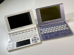 ★通電確認済み CASIO 電子辞書 2個まとめ売りEX-word Floris パープル XD-U4700 ホワイト タッチペン 現状品 中古品 管理J261