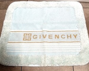 GIVENCHY ジバンシー　マット　バスマット　G240707　