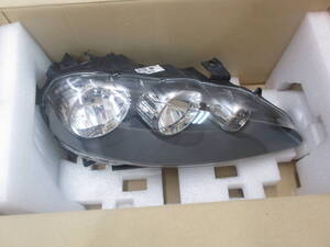 アルファロメオ　147　ヘッドライト・ヘッドランプ　ALFA ROMEO 147 HEAD LIGHT　純正品・新品・送料無料