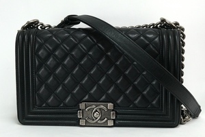 26番台 CHANEL シャネル ボーイシャネル チェーンショルダー バッグ 黒 シルバー金具 キャビアスキン ショルダーバッグ