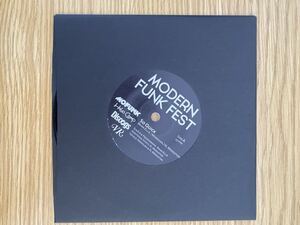 Modern Funk Fest (7, Ltd) Brian Ellis / Moniquea / XL Middleton - So Quick . Boy Dude / Zackey Force Funk - Money Weighs A Ton .