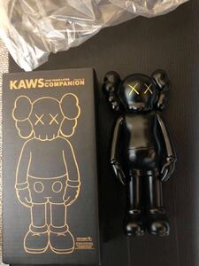 新品未使用KAWS 18cm黒