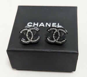 超美品　CHANEL　レア物　シャネル　ココマーク　ピアス　レジン　ブラック　ラメ　シルバー　人気　完売