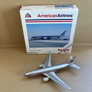  ■herpa Wings 1/200 アメリカン航空 B777-200 プラスチックモデル【中古品】■American Airlines