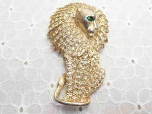 L123　ヴィンテージ ブローチ　ゴールドカラー　ラインストーン　パヴェ　ライオンデザイン　Vintage　brooch