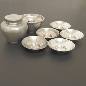 f002L G3(60) 骨董品 古美術 茶器 茶壺 茶托 茶道具 茶入 茶托 セット出品 乾茂號造 銘 あり 錫製 コレクション 古玩