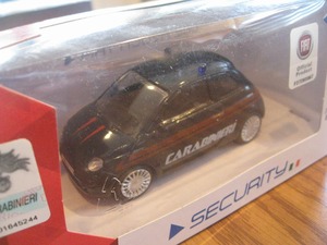 ★モンドモータース FIAT純正1/43FIAT500 CARABINIERI 紺☆Newチンク 500