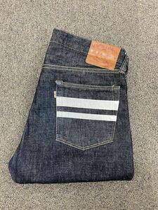 濃紺美品☆桃太郎ジーンズ ”15.7oz特濃インディゴ出陣ナローテーパード MOMOTARO JEANS EASY NAVY 0105SP” size 34☆