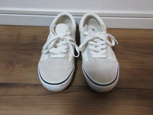 ☆必見☆VANS/バンズ　ヴァンズ　Old Skool/オールドスクール　ホワイト　白　US5H 23.5cm スニーカー　靴　カジュアル