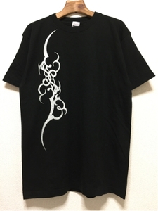 [即決古着]伊東竜二/デスマッチドラゴン/Tシャツ/半袖/トライバル/龍/プロレス/黒×銀/ブラック×シルバー/Lサイズ