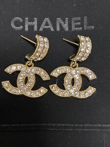 CHANEL ピアス