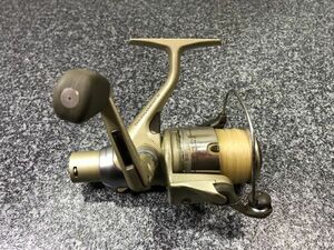 N　DAIWA ダイワ トーナメント-Z 2550i　スピニングリール 手動　釣り　フィッシング　釣具 つり