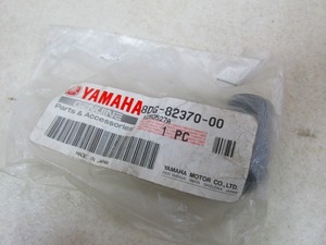 μ【新品】ヤマハ DT250 YZ250 YZ125 YZ80 WR250 純正 プラグキャップ 8DG-82370-00【送料無料】