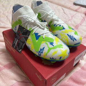 プーマ PUMA キッズ ジュニア サッカー スパイク シューズ 天然芝 人工芝用 フューチャー アルティメット NJR FG/AG 107613 01 【2023FW】