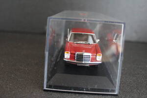 MAXICHAMPS　MERCEDESーBENZ200　1968　RED　メルセデスベンツ200