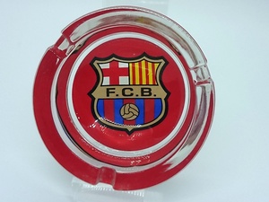 未使用☆FCバルセロナ（F.C.B.）のガラスの灰皿・238g 即発送 8.5×3.5 7.8cm（底）