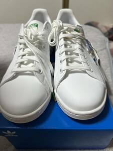 adidas スタンスミス　gw8156 STAN SMITH J 新品