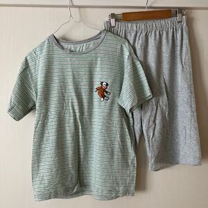 中古　USED ユニクロ　 上下セット パジャマ セットアップ 半袖Tシャツ ハーフパンツ　男の子　150cm グレー　ボーダー