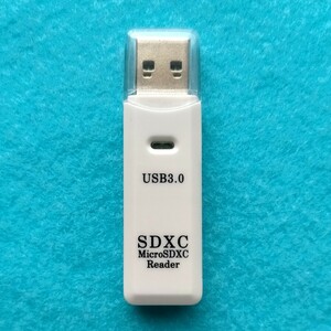 【新品未使用】USB3.0　SD/microSD カードリーダー