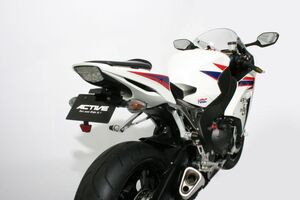 アクティブ フェンダーレスキット ブラック LEDナンバー灯付 HONDA CBR1000RR(ABS) 