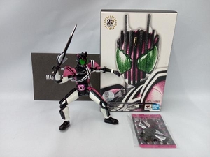 現状品 S.H.Figuarts (真骨彫製法) 仮面ライダーディケイド (ネオディケイドライバーVer.)※手首2個カード1枚欠品